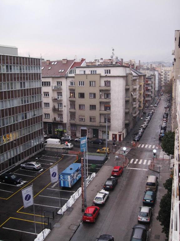 Apartments Leslie Βουδαπέστη Εξωτερικό φωτογραφία