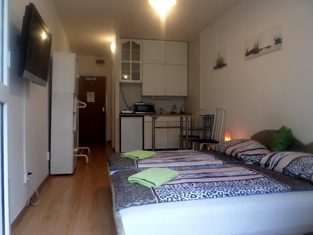 Apartments Leslie Βουδαπέστη Εξωτερικό φωτογραφία