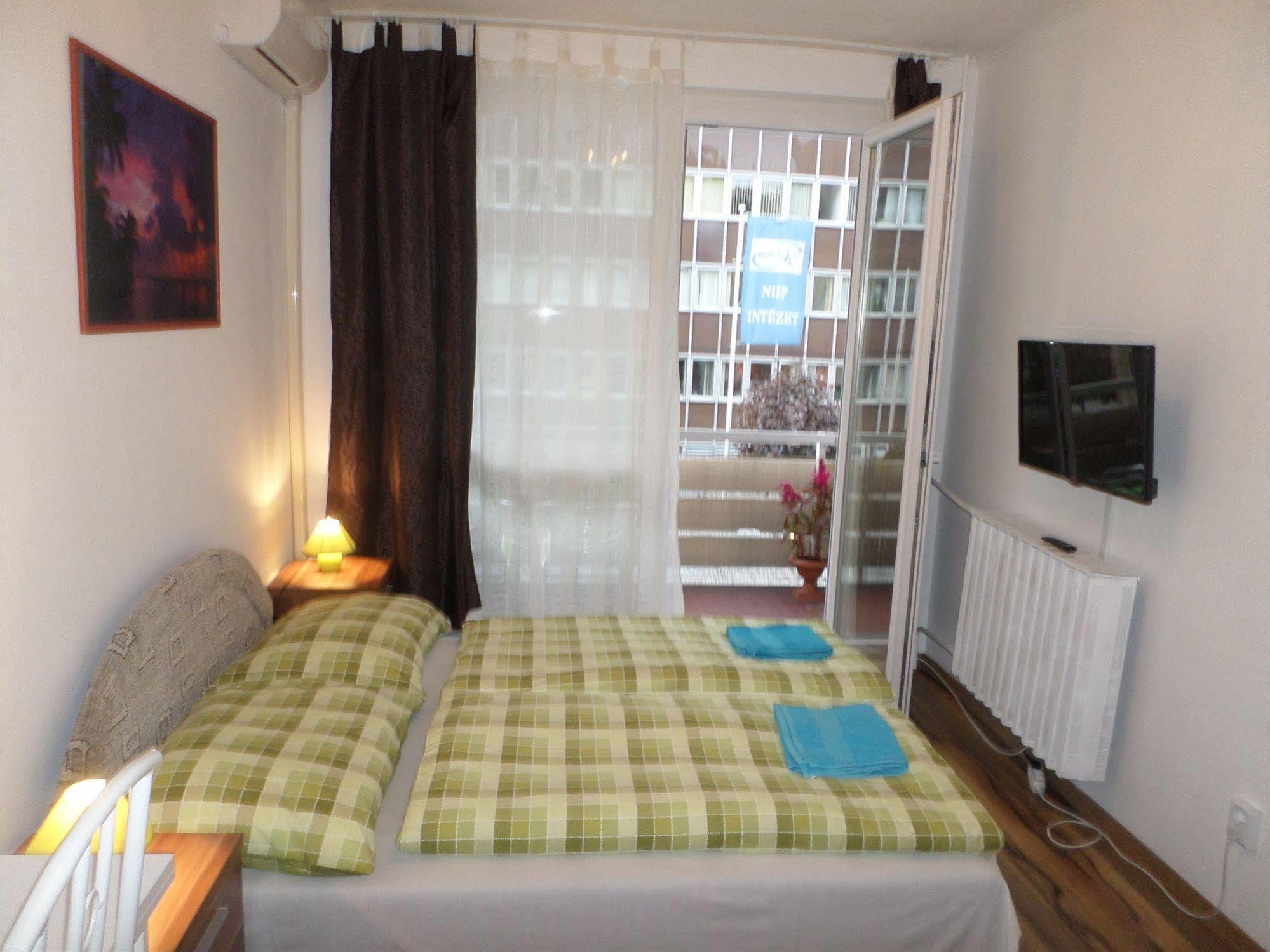 Apartments Leslie Βουδαπέστη Εξωτερικό φωτογραφία
