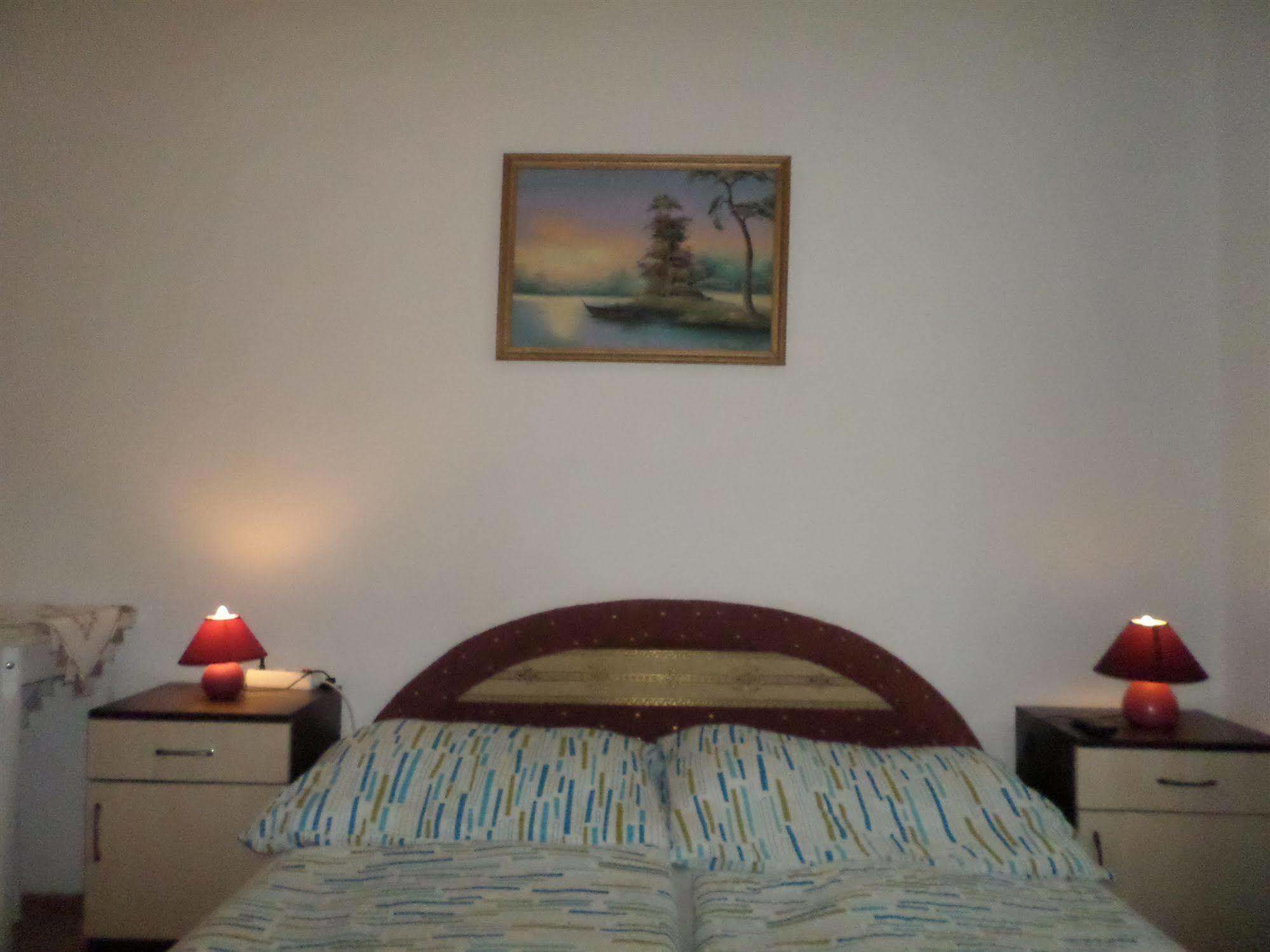 Apartments Leslie Βουδαπέστη Εξωτερικό φωτογραφία