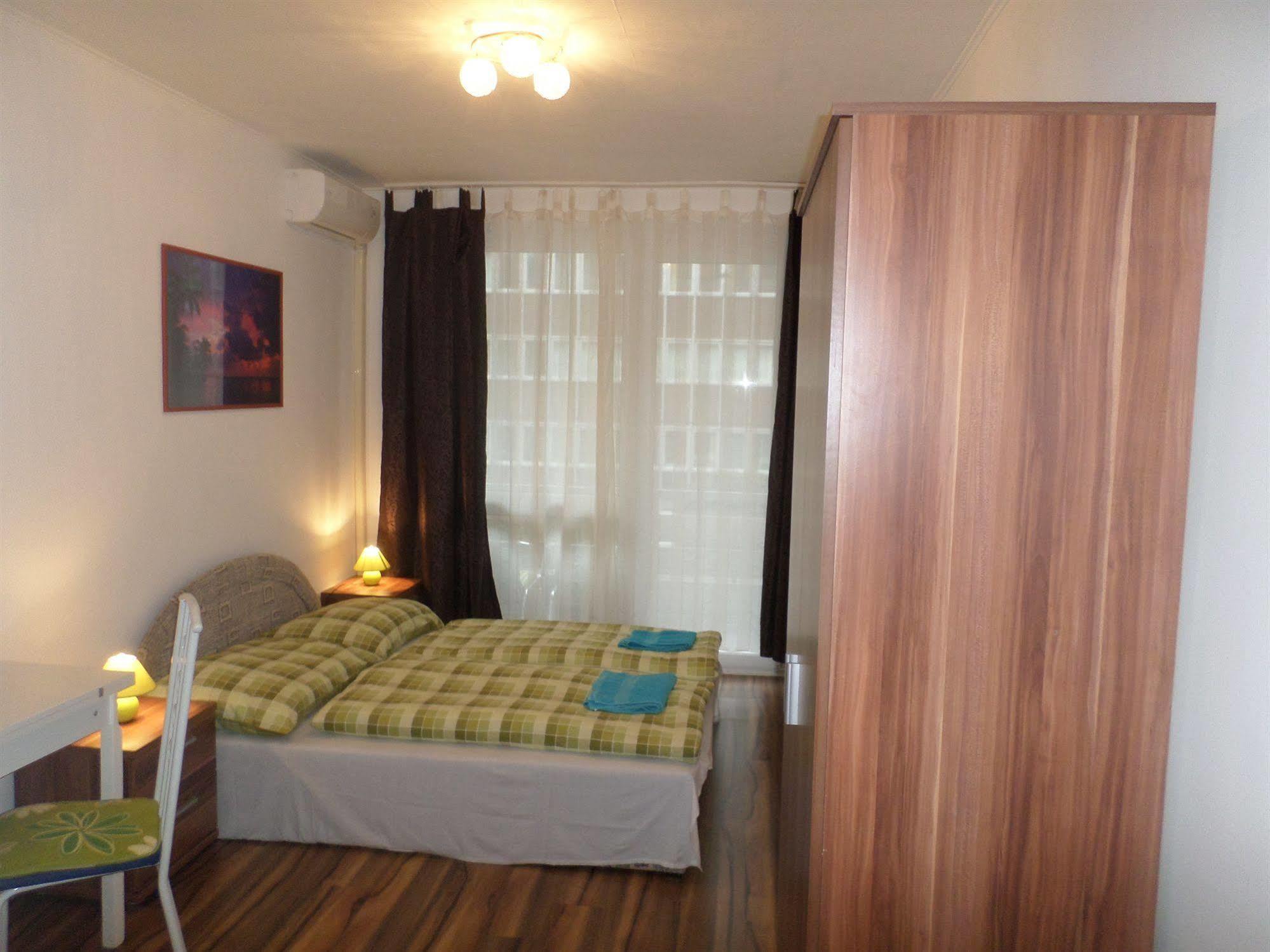Apartments Leslie Βουδαπέστη Εξωτερικό φωτογραφία
