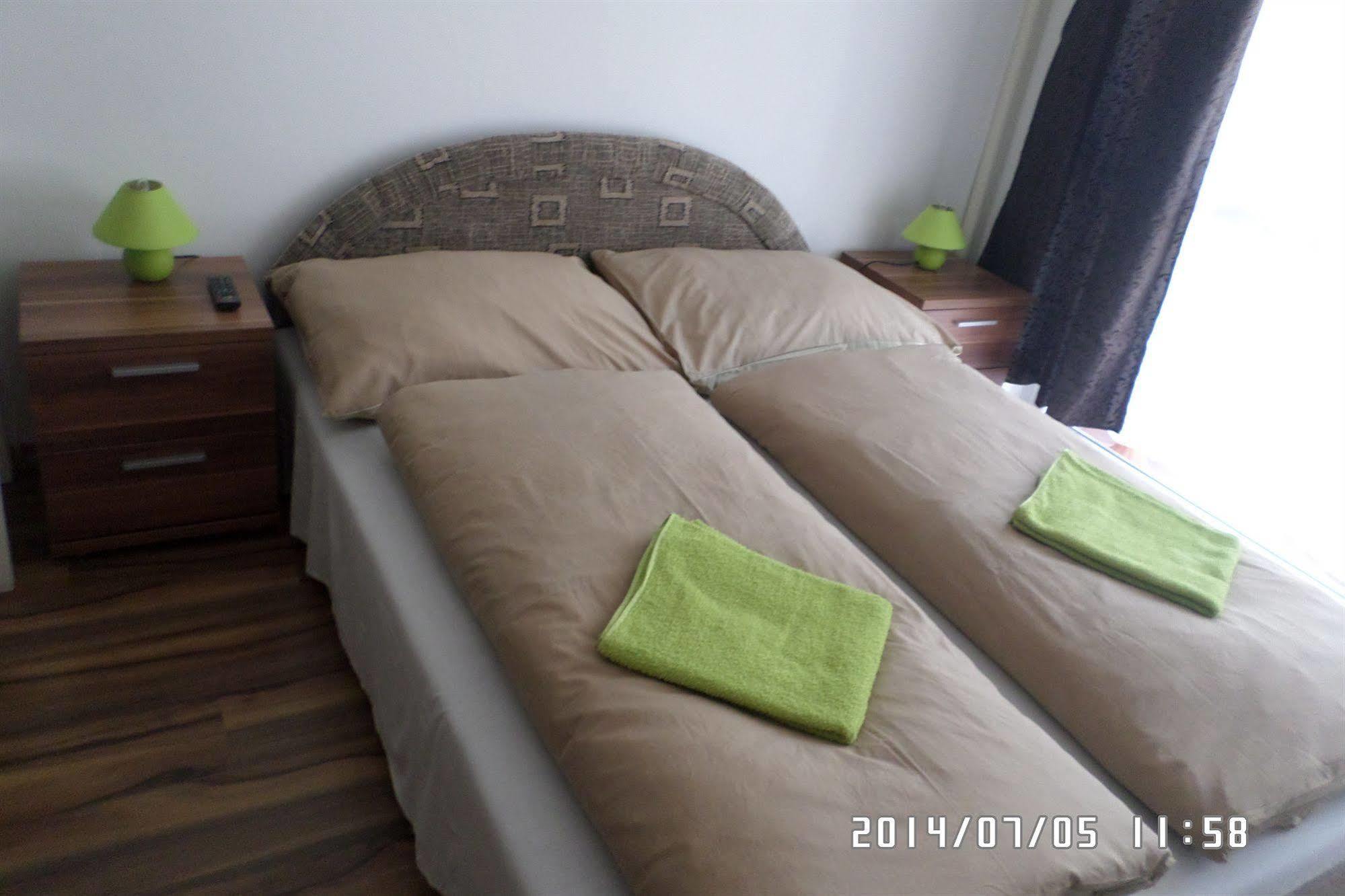 Apartments Leslie Βουδαπέστη Εξωτερικό φωτογραφία